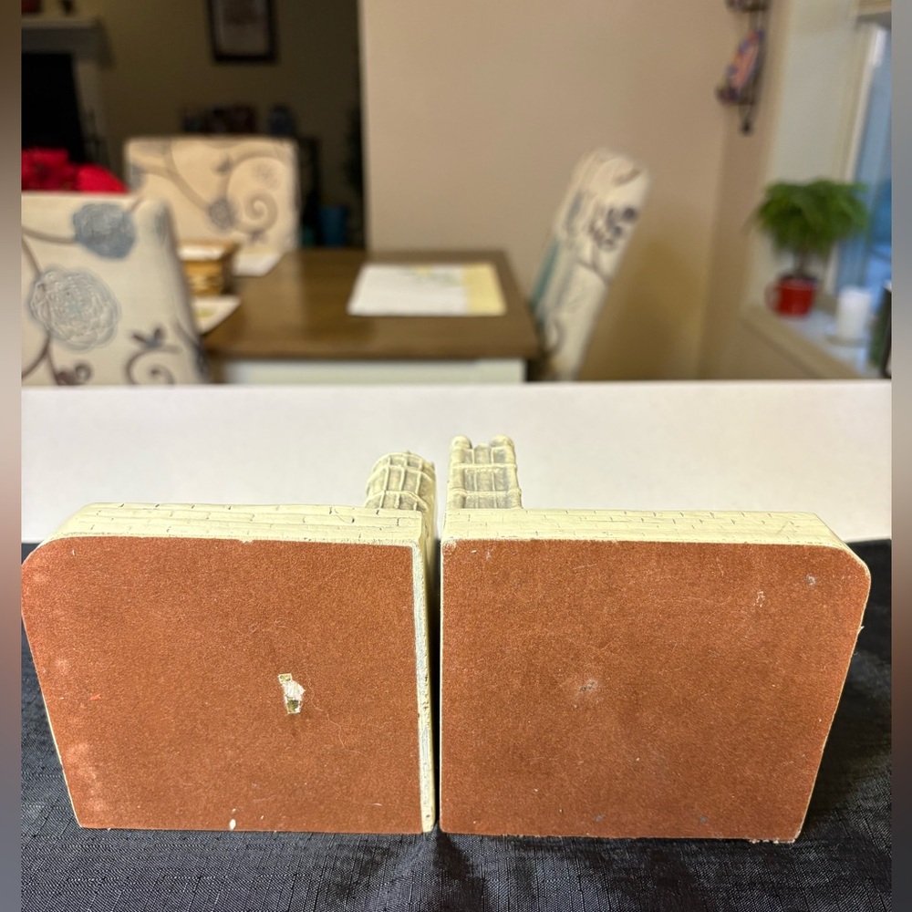 Decorative Big Ben Bookends - Picture 12 of 12